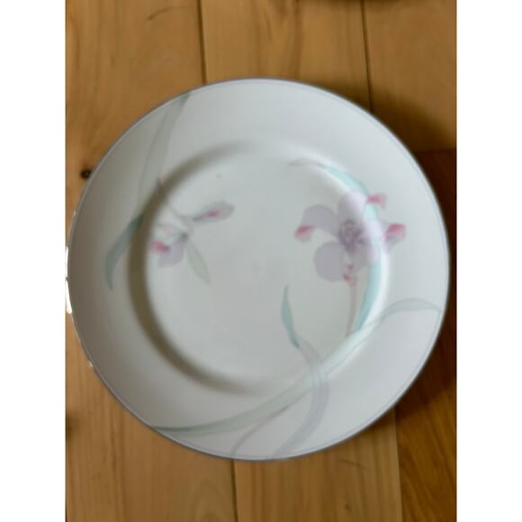 5 Mikasa June Garden Dinner Plates 10.75" Platinum Trim - Picture 8 of 12